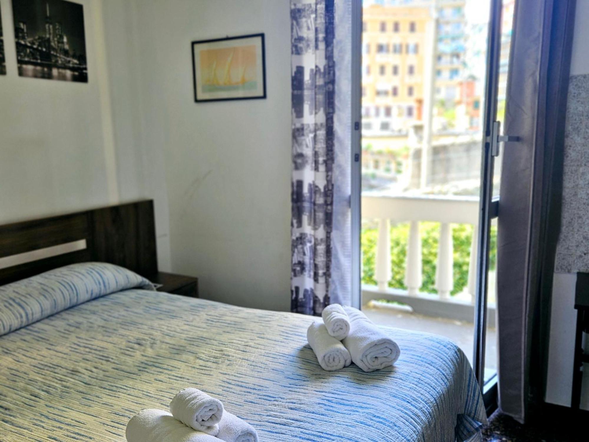 House Leomar Di Sara Gasthof Genua