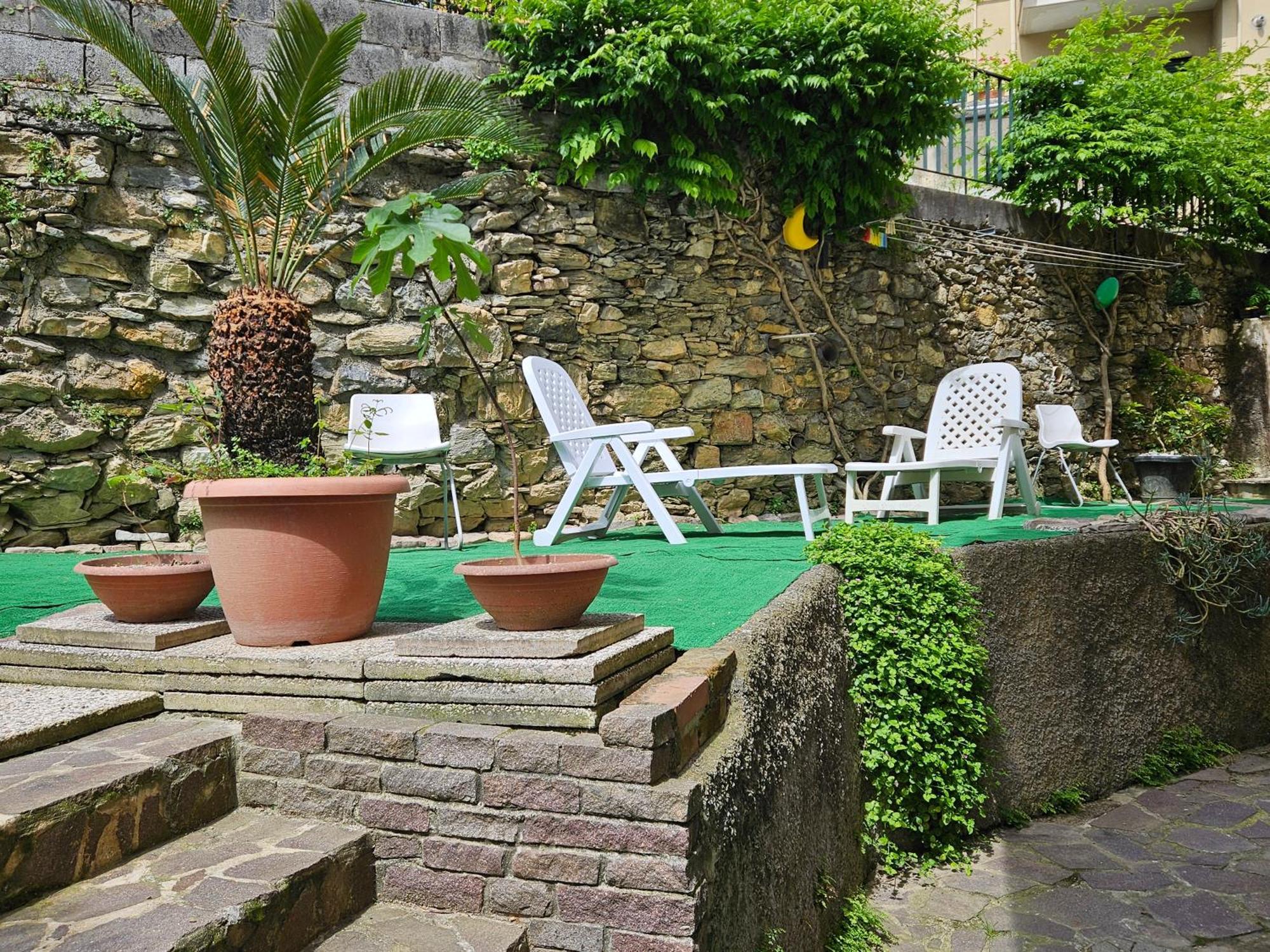 Gasthof House Leomar Di Sara Genua