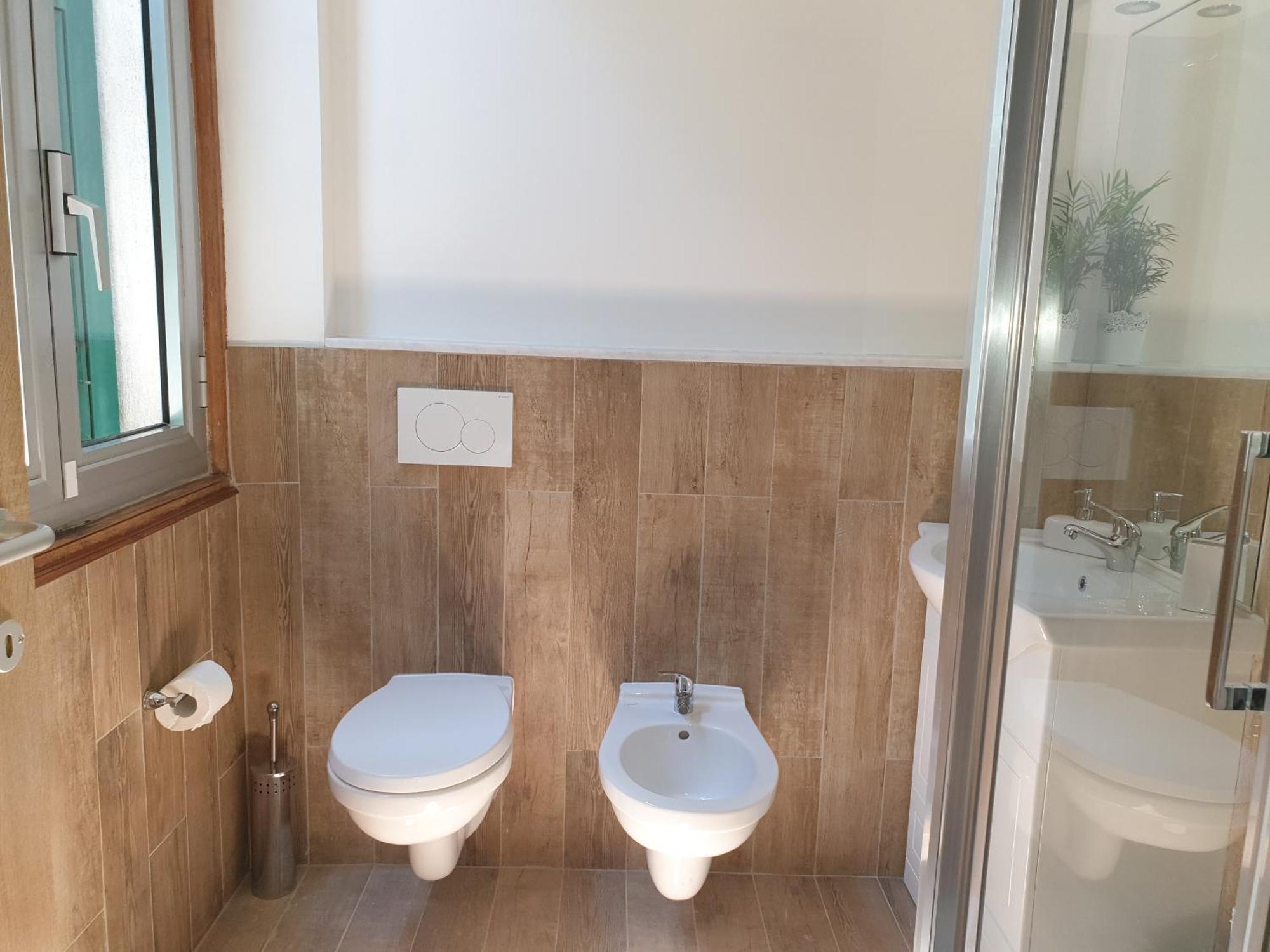 House Leomar Di Sara Gasthof Genua